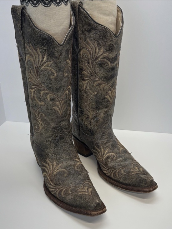 Circle G 36632 Brown Cowhide Embroidered Design Cowgirl Boots Women's Size 7.5 M - Picture 2 of 12